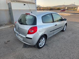 Renault Clio 2006