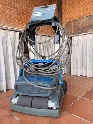 Robot Limpiafondos AstralPool Piscina