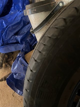 Neumático Michelin 215/65 R17 103V