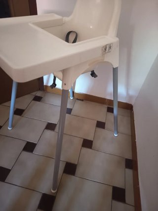 Trona Ikea Antilop con cojín ajustable