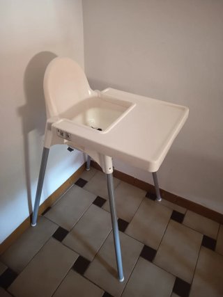 Trona Ikea Antilop con cojín ajustable