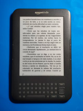 E-Reader Kindle Keyboard 3a Gen + Funda con luz