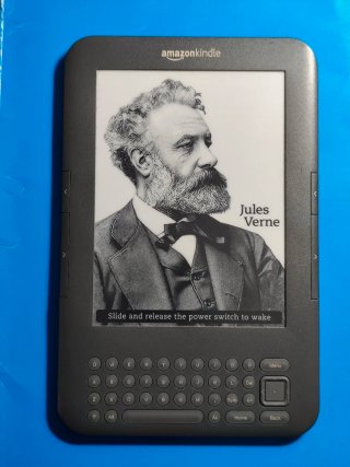 E-Reader Kindle Keyboard 3a Gen + Funda con luz
