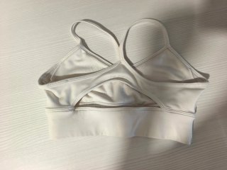 Top deportivo Reebok blanco. Xs