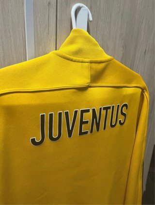 Chaqueta Juventus Nike Amarilla Talla M