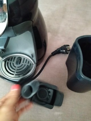 Cafetera Dolce Gusto XL con Accesorios. URGE