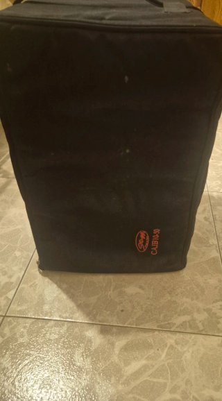 Cajón flamenco de madera
