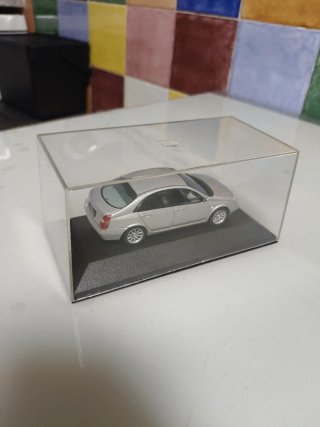 Maqueta Nissan Primera Plata