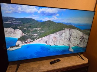 Samsung 55 4K UHD HDR Smart TV WiFi