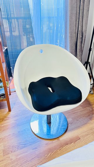 Sedia da trucco bianca moderna