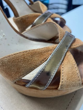 Sandalias de gamuza tacón alto