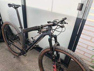 Bicicleta Scott Scale Carbono