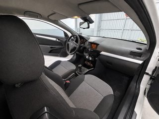 Opel Astra gtc 110 aniversario