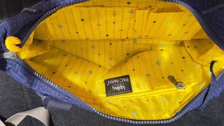Bolso Kipling azul con estampado Pac-Man