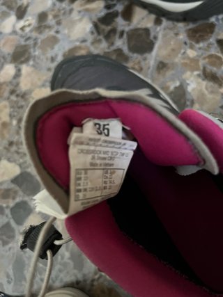 Botas de montaña Quechua niñ@ talla 35 waterproof