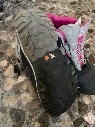 Botas de montaña Quechua niñ@ talla 35 waterproof