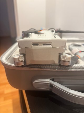 Dron DJI Mini 3 Pro Gris