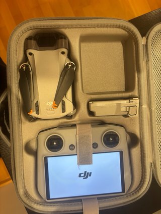Dron DJI Mini 3 Pro Gris