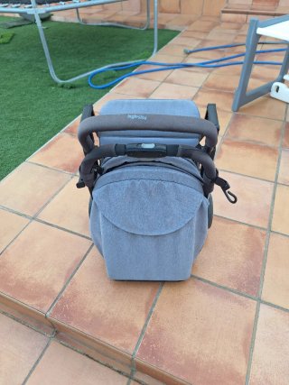 Carro de bebé Inglesina gris