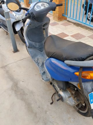 Piaggio Fly 125 Scooter Azul