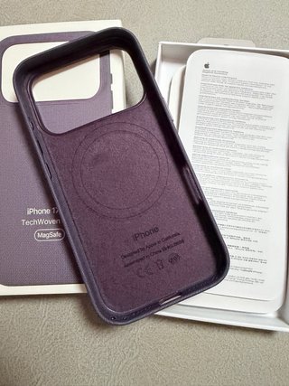 Funda Apple iPhone 17 Pro TechWoven MagSafe