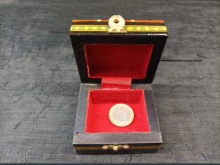 Caja alhajero artesanal de taracea Granadína