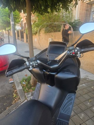 Zontes E 350 Maxi Scooter Negra