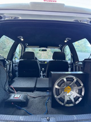 Volkswagen Golf 2004