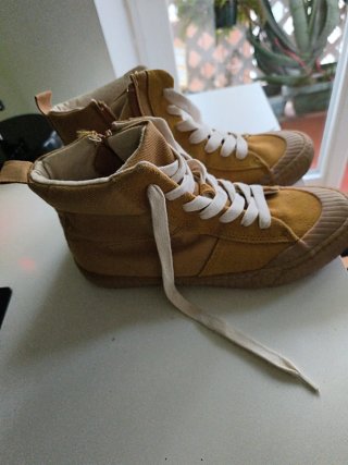 Botas Zara niño talla 39 puestas solo una vez