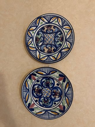 Juego de 2 platos decorativos
