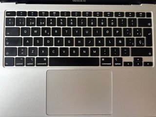 MacBook Air 2020 8GB RAM 256GB Plata