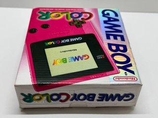 Game Boy Color en caja (PAL) Versión Española