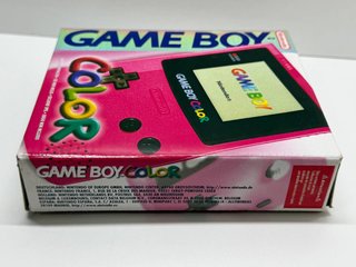 Game Boy Color en caja (PAL) Versión Española