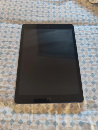 iPad 9ª Gen + Funda Protectora
