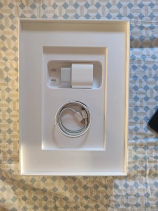 iPad 9ª Gen + Funda Protectora