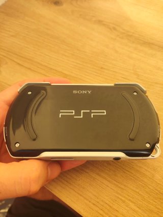 Sony PSP Go Negra