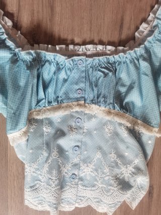 Blusa celeste