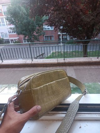Bolso verde efecto piel cocodrilo