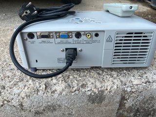 Proyector Sharp Notevision PG-B10S