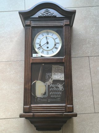 Reloj de pared mecánico clásico GALLO con péndulo
