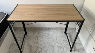 Mesa escritorio madera y metal