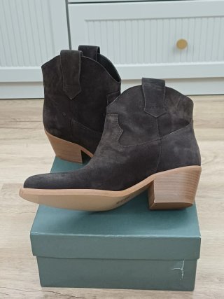 Botines cowboy piel Minelli Talla 39