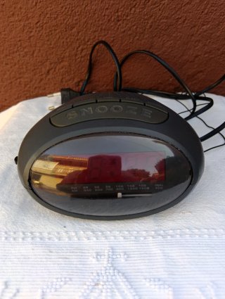Radio Despertador Digital Negro 14x14x7