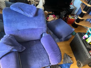 LIMPIEZA DE SOFA Y TAPICERIA