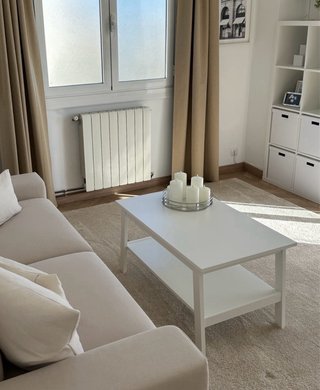 Mesa de centro IKEA LUNNARP blanca como nueva
