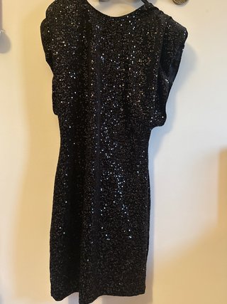 Vestido negro lentejuelas
