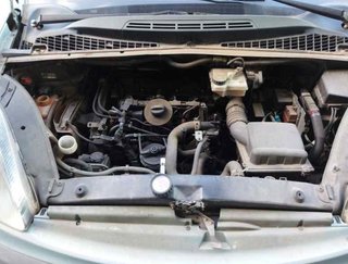 Renault 8200804775 centralita motor megane 232980