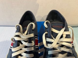 Zapatillas Le Coq Sportif Azul y Rojo