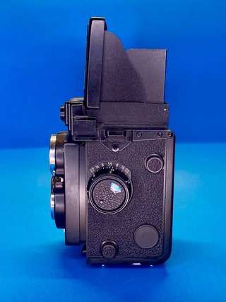 YASHICA MAT-124 G // Cámara Analógica