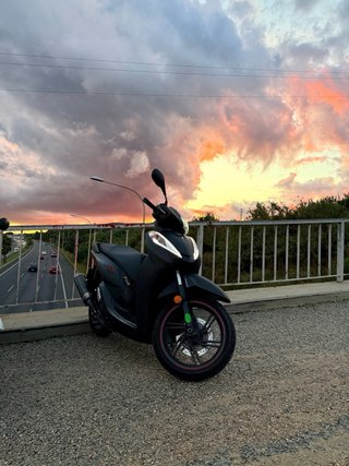 Honda SH300i Negra
